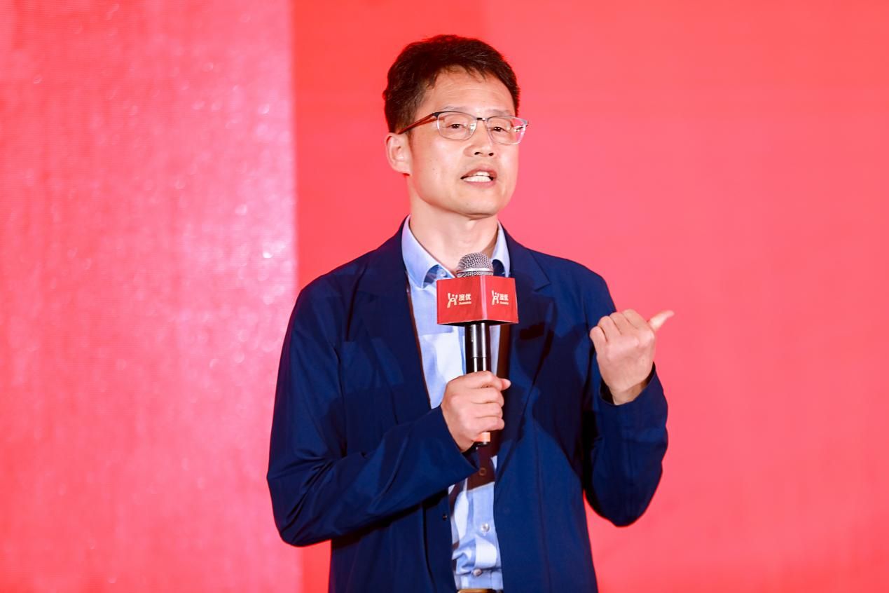 2-國家兒童醫(yī)學(xué)中心、北京兒童醫(yī)院順義婦兒醫(yī)院臨床營養(yǎng)科負(fù)責(zé)人李永進(jìn)解讀《孕產(chǎn)期分階營養(yǎng)指引》