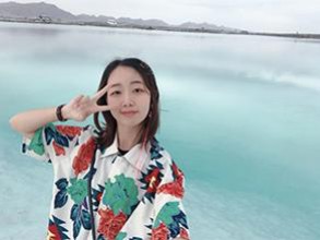 供應(yīng)鏈袁弋婷：從“社恐”到“社?！保?5后新銳破繭成蝶 | 澳優(yōu)人物志